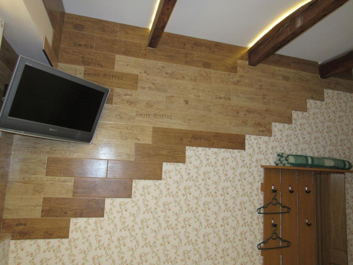 Antik Apart Hotel Riga Esterno foto
